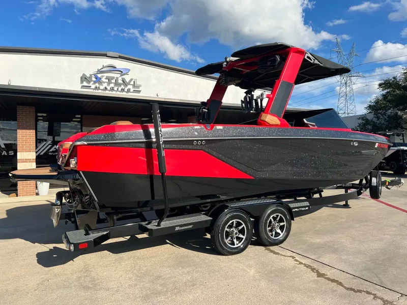 Slide: The Image of Nautique G25 2022 - 5