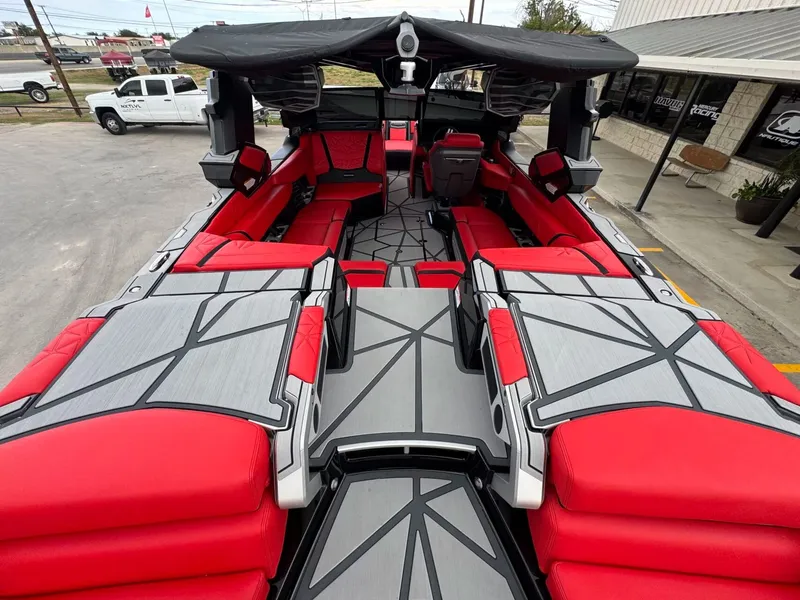 Slide: The Image of Nautique Super Air Nautique G23 Paragon 2025 - 10