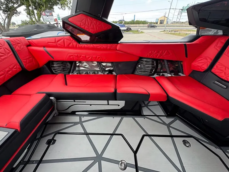 Slide: The Image of Nautique Super Air Nautique G23 Paragon 2025 - 13