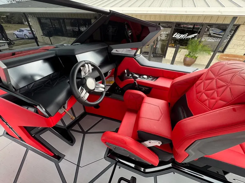 Slide: The Image of Nautique Super Air Nautique G23 Paragon 2025 - 15