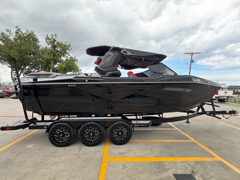 Slide: The Image of Nautique Super Air Nautique G23 Paragon 2025 - 6