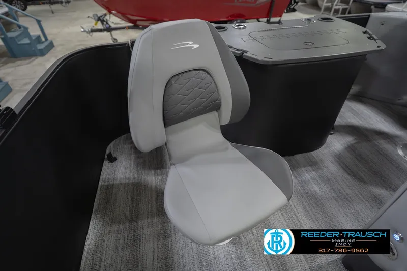 Slide: The Image of Gray seat on 2026 Bennington 21 SF boat, showroom display. - 45