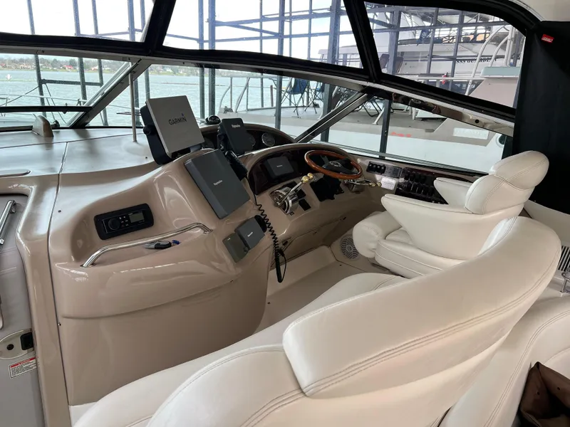 Slide: The Image of Sea Ray Sundancer 460 2003 - 17