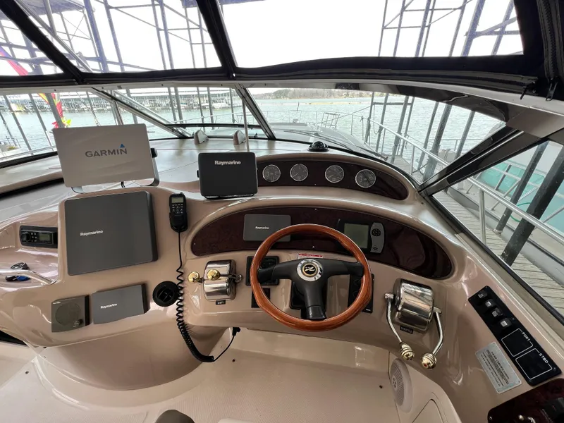 Slide: The Image of Sea Ray Sundancer 460 2003 - 19