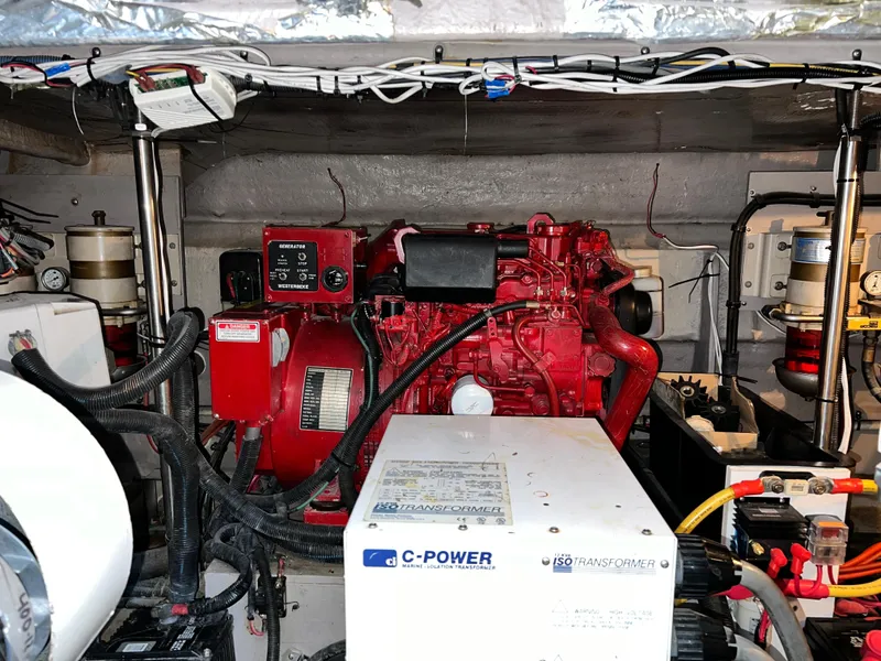 Slide: The Image of Sea Ray Sundancer 460 2003 - 34