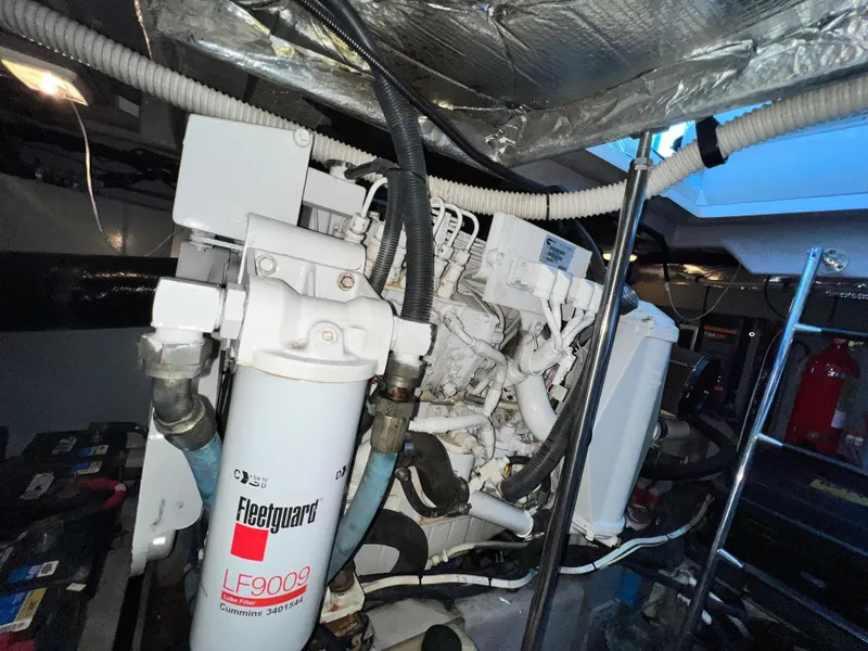 Slide: The Image of Sea Ray Sundancer 460 2003 - 36