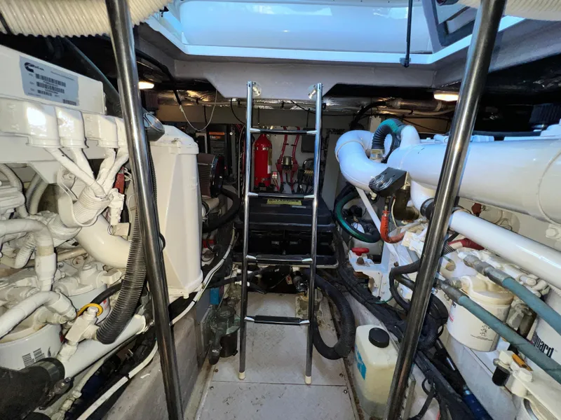 Slide: The Image of Sea Ray Sundancer 460 2003 - 38