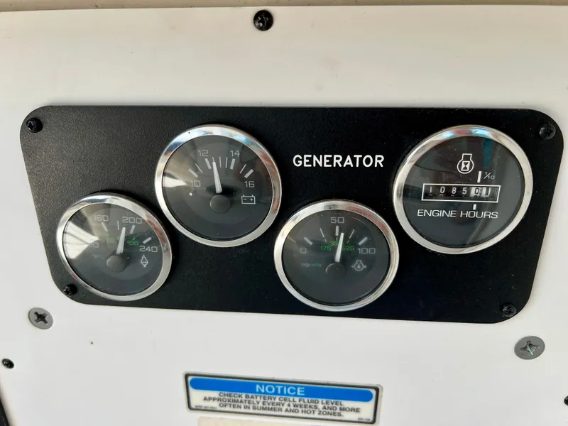 Slide: The Image of Sea Ray Sundancer 460 2003 - 44