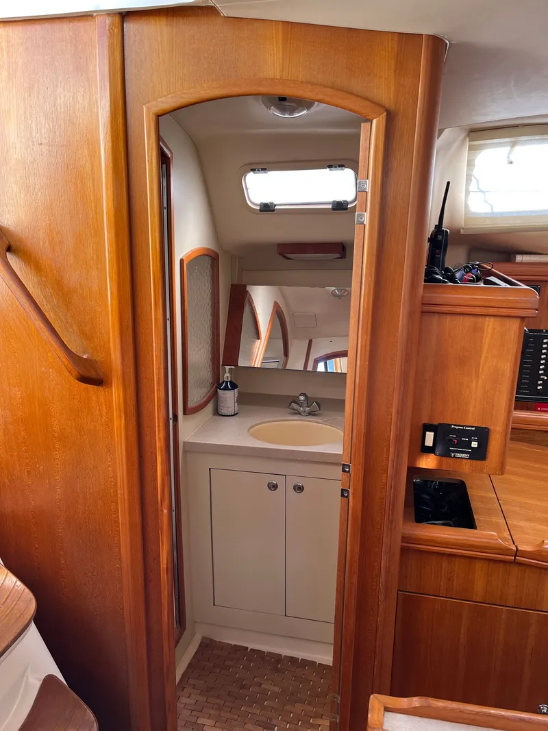 Slide: The Image of Hunter 356 2003 - 12