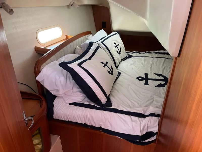 Slide: The Image of Hunter 356 2003 - 16