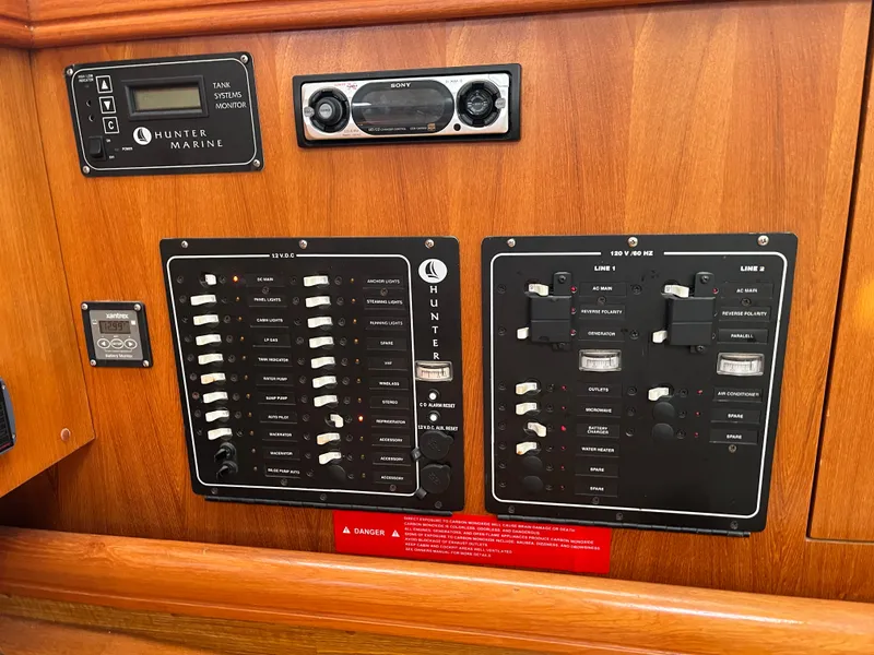 Slide: The Image of Hunter 356 2003 - 22