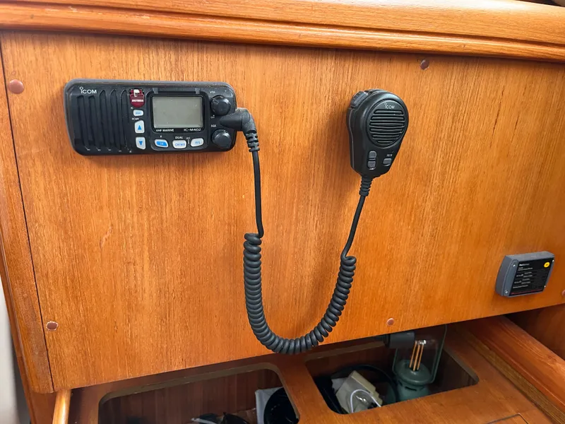 Slide: The Image of Hunter 356 2003 - 23