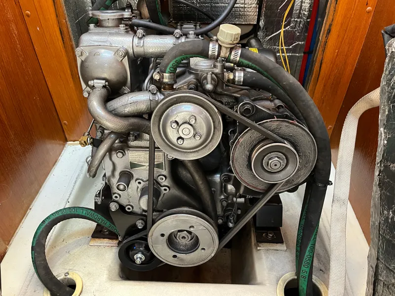 Slide: The Image of Hunter 356 2003 - 26