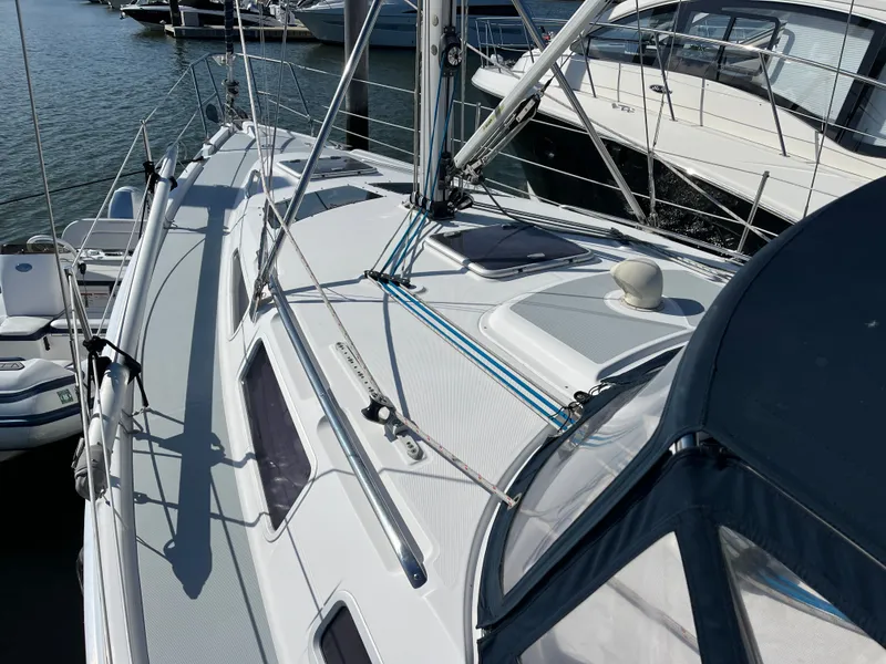 Slide: The Image of Hunter 356 2003 - 28