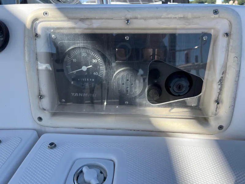 Slide: The Image of Hunter 356 2003 - 5