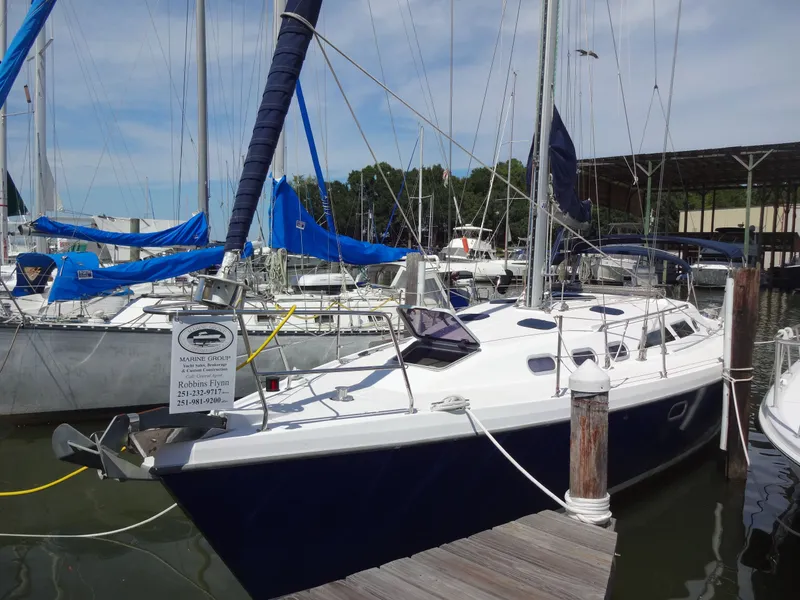 Slide: The Image of Catalina 380 2000 - 23