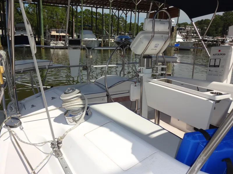 Slide: The Image of Catalina 380 2000 - 28