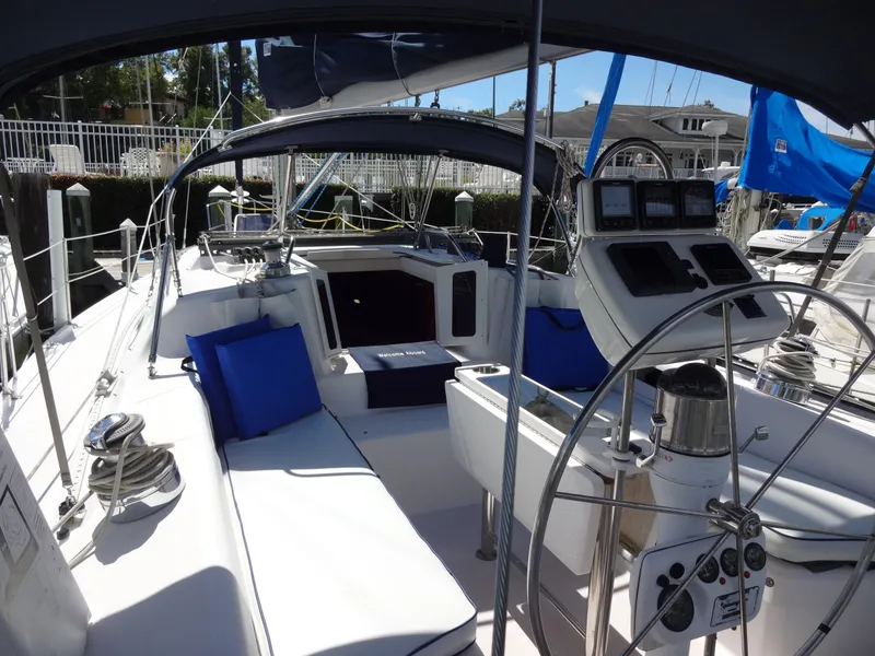 Slide: The Image of Catalina 380 2000 - 29