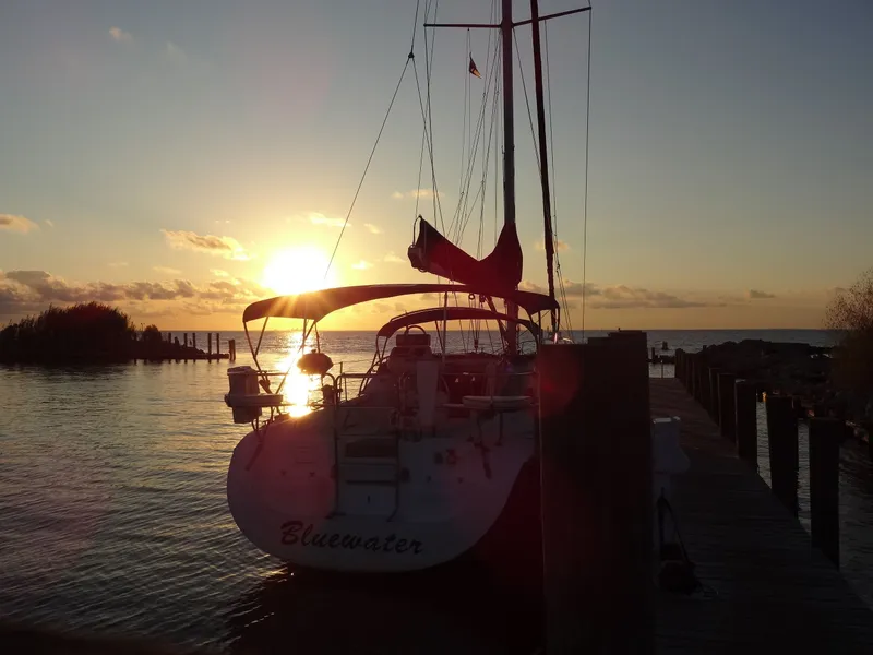 Slide: The Image of Catalina 380 2000 - 3