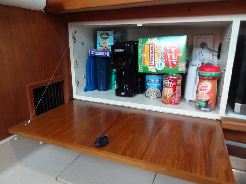 Slide: The Image of Catalina 380 2000 - 46