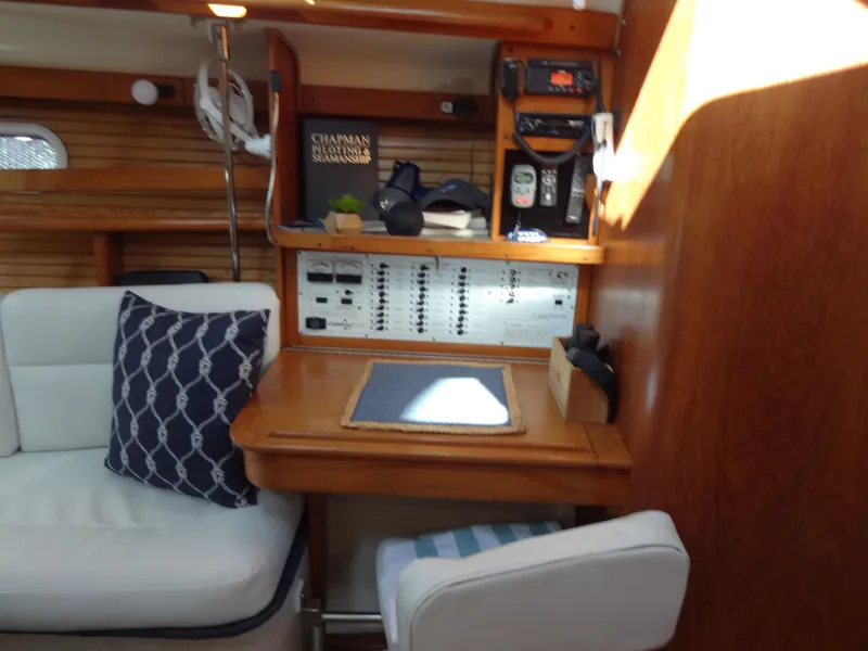 Slide: The Image of Catalina 380 2000 - 50