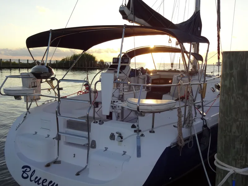 Slide: The Image of Catalina 380 2000 - 6