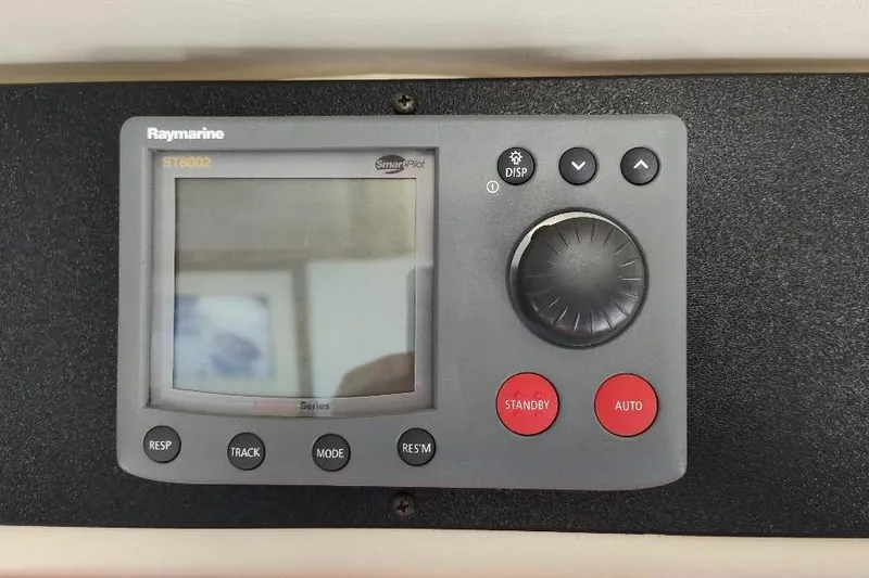 Slide: The Image of Raymarine ST6002 autopilot control on 1998 Bayliner 4788 Pilot House Motoryacht. - 50