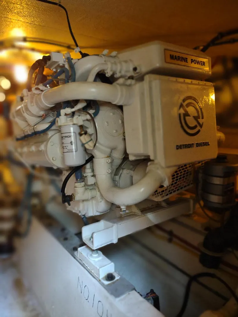 Slide: The Image of Hatteras 50 Sport Deck Motor Yacht 1996 - 110