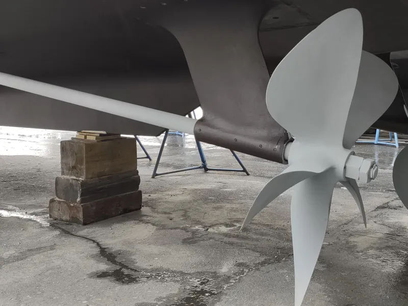 Slide: The Image of Propeller of 1996 Hatteras 50' Sport Deck yacht on dry dock. - 13