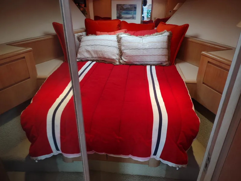 Slide: The Image of Hatteras 50 Sport Deck Motor Yacht 1996 - 50