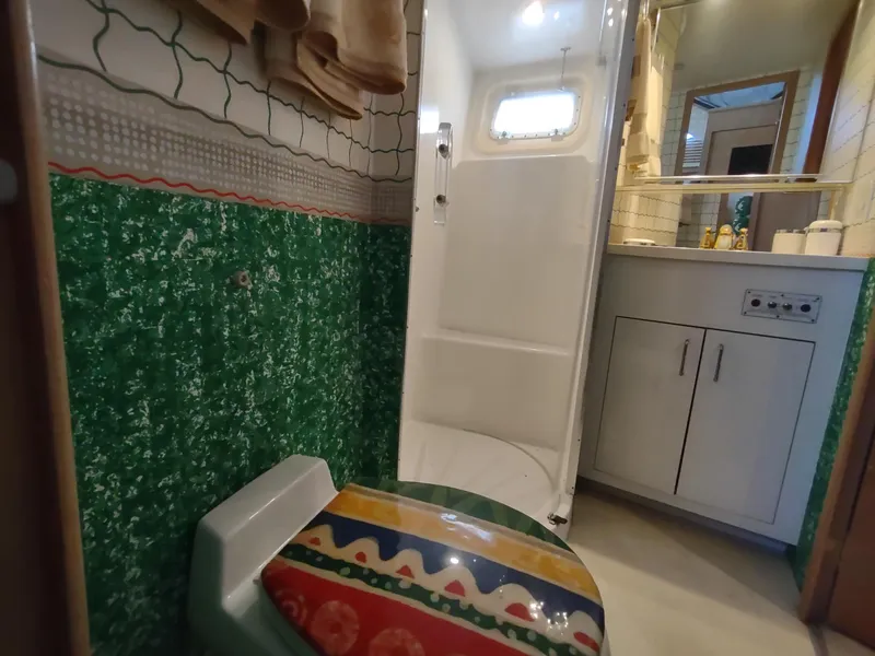 Slide: The Image of Hatteras 50 Sport Deck Motor Yacht 1996 - 60