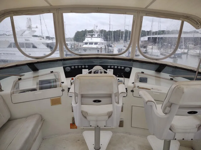 Slide: The Image of Hatteras 50 Sport Deck Motor Yacht 1996 - 75