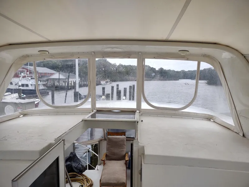 Slide: The Image of Hatteras 50 Sport Deck Motor Yacht 1996 - 81