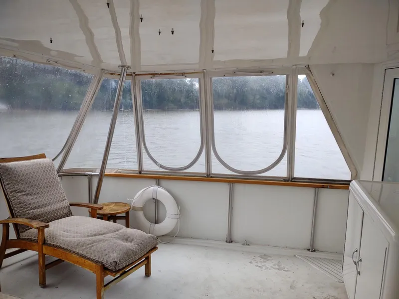 Slide: The Image of Hatteras 50 Sport Deck Motor Yacht 1996 - 90