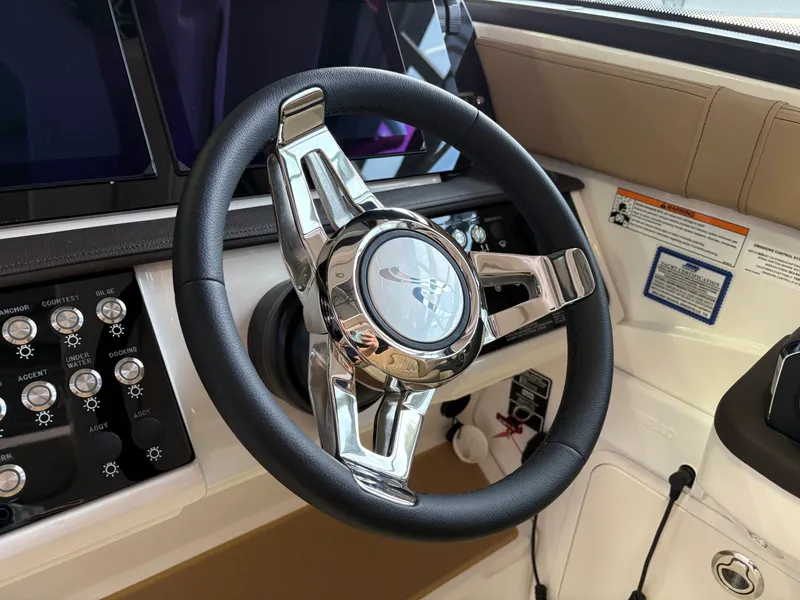 Slide: The Image of Sea Ray Sundancer 320 Outboard 2026 - 9