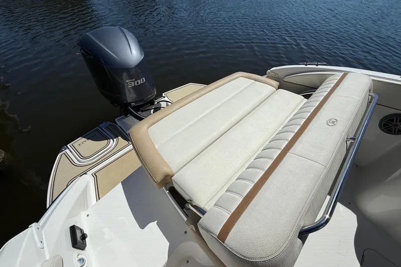 Slide: The Image of 2018 Cobalt 23SC boat with Yamaha 300 engine, featuring comfortable seating and sleek design. - 7