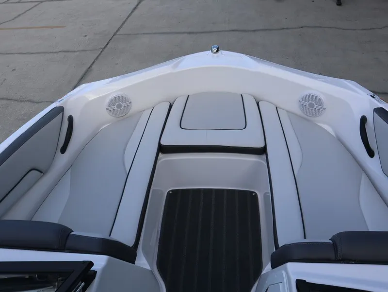 Slide: The Image of Yamaha AR190 2026 - 12