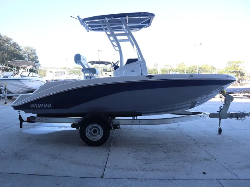 Slide: The Image of Yamaha 190 FSH Sport 2026 - 3