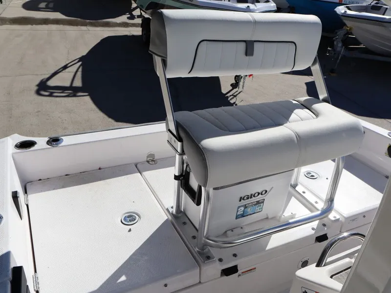 Slide: The Image of Yamaha 190 FSH Sport 2025 - 11