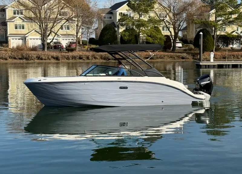 Slide: The Image of Sea Ray SDX 230 Outboard 2026 - 5