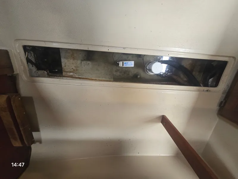 Slide: The Image of Catalina Catalina 30 MKII Tall Mast 1988 - 15