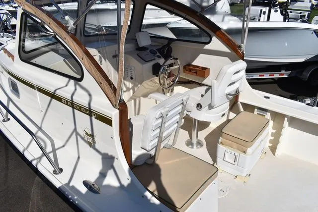 Slide: The Image of Steiger Craft 23 Block Island 2005 - 18