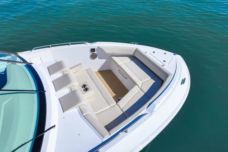 Slide: The Image of Cruisers 38 GLS OB 2026 - 22