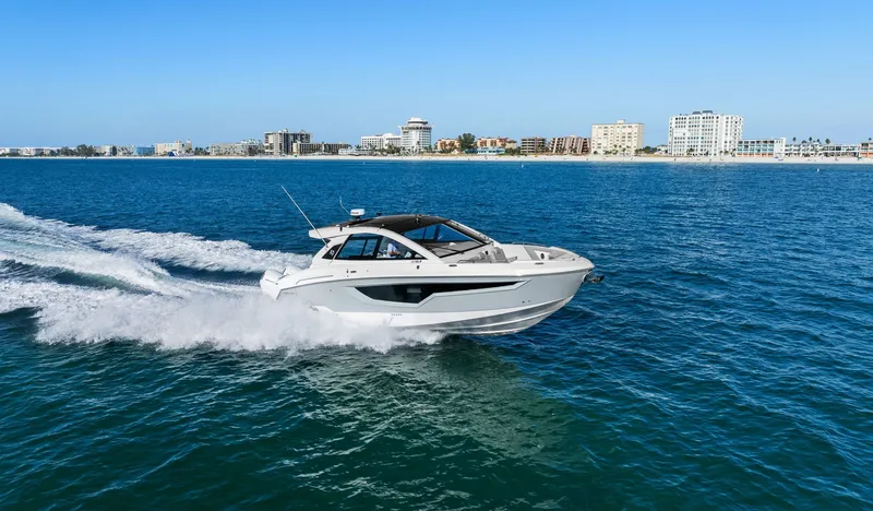 Slide: The Image of Cruisers 42 GLS OB 2026 - 16