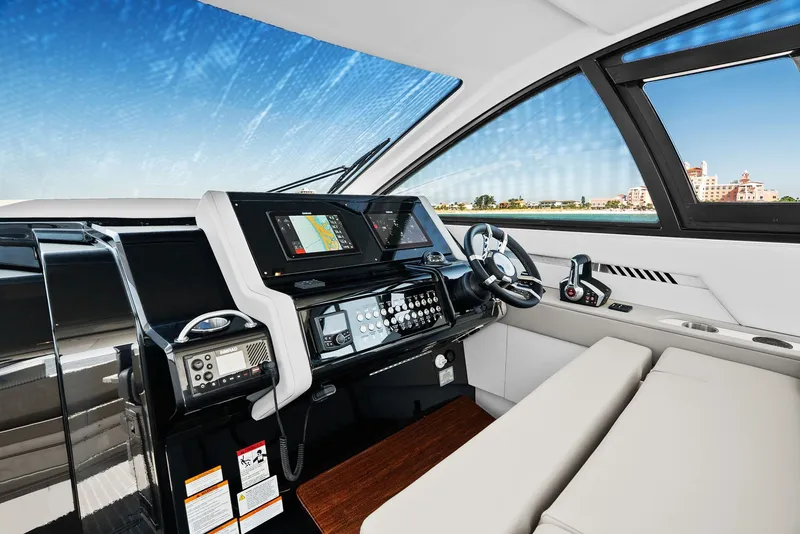 Slide: The Image of Cruisers 42 GLS OB 2026 - 39