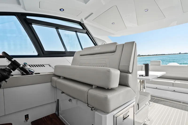 Slide: The Image of Cruisers 42 GLS OB 2026 - 46