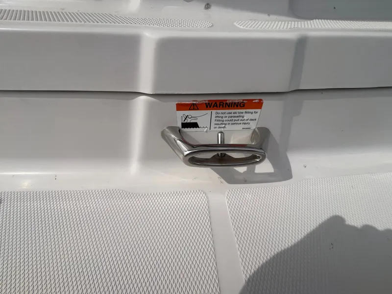 Slide: The Image of Four Winns V255 2016 - 12