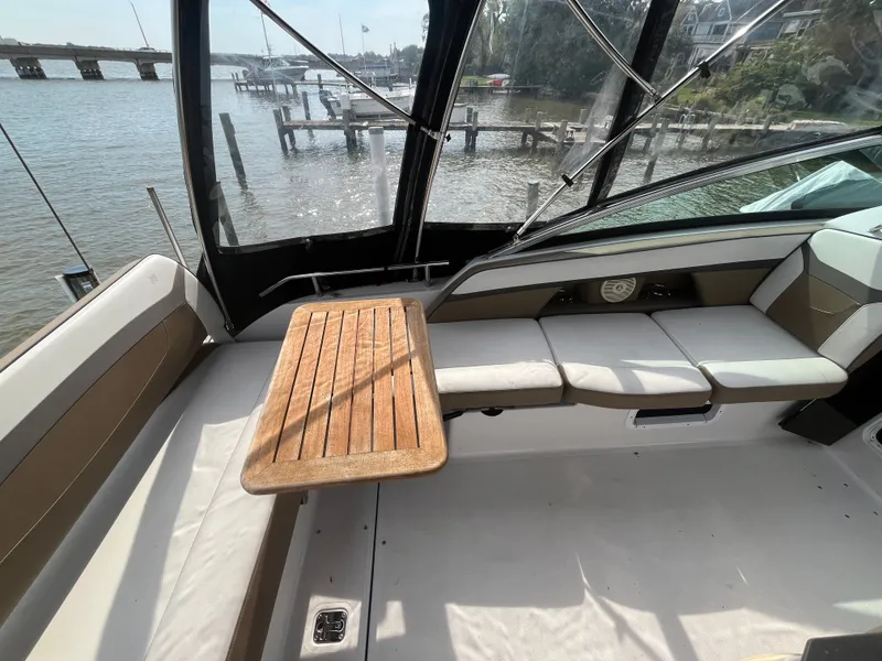 Slide: The Image of Four Winns V255 2016 - 21