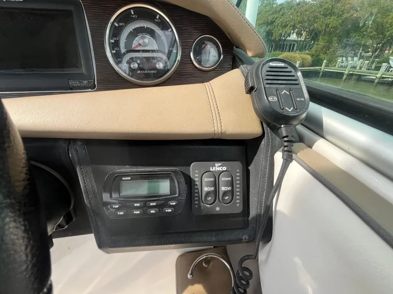 Slide: The Image of Four Winns V255 2016 - 28