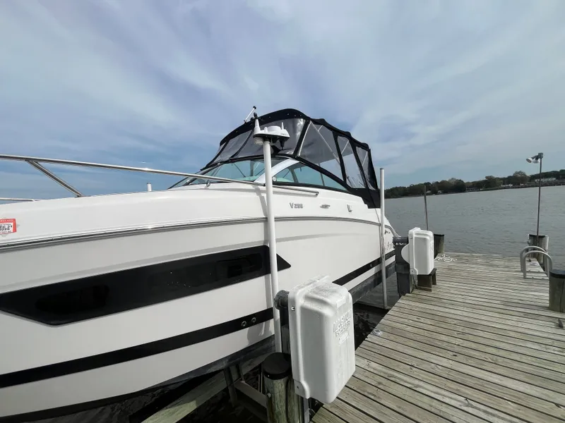 Slide: The Image of Four Winns V255 2016 - 4